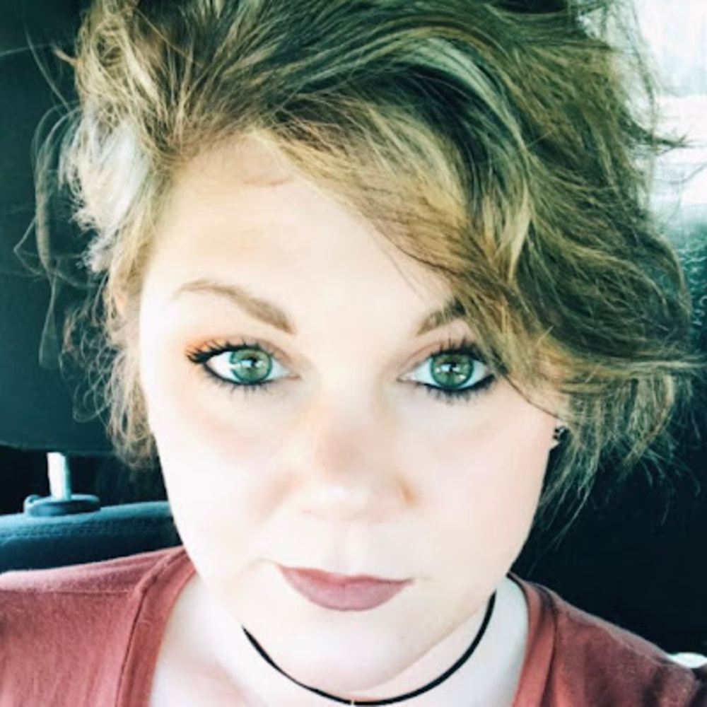 Meet your Posher, Abbie